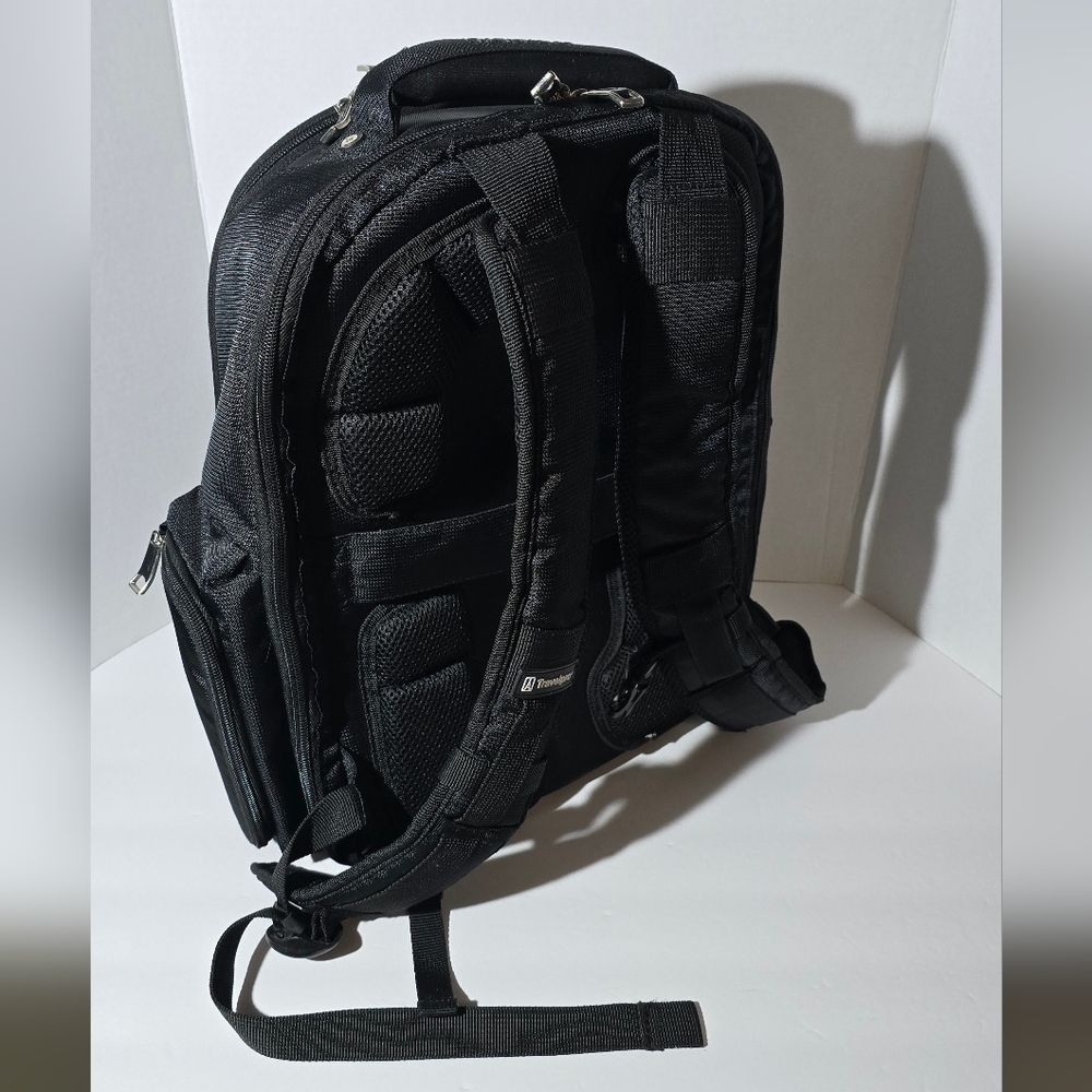 TRAVELPRO Backpack - Picture 3 of 7